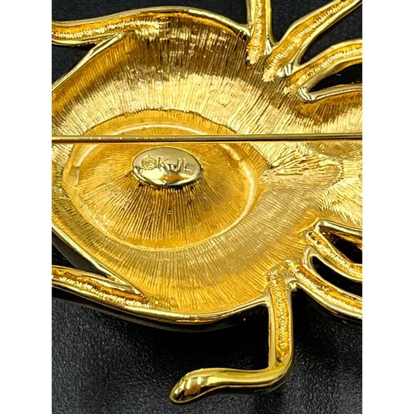 Kenneth Jay Lane KJL Vintage Spider Beetle Book Piece Rare Collectible Brooch - Picture 6 of 7